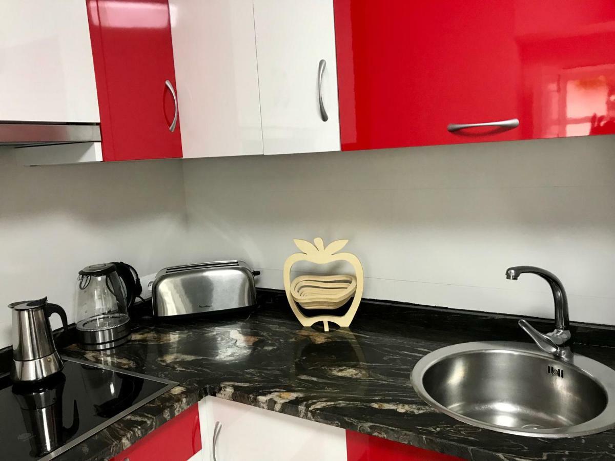Apartamento Casco Historico Apartment ซานติอาโก เด กอมโปสเตลา ภายนอก รูปภาพ