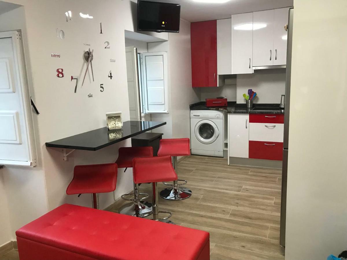 Apartamento Casco Historico Apartment ซานติอาโก เด กอมโปสเตลา ภายนอก รูปภาพ