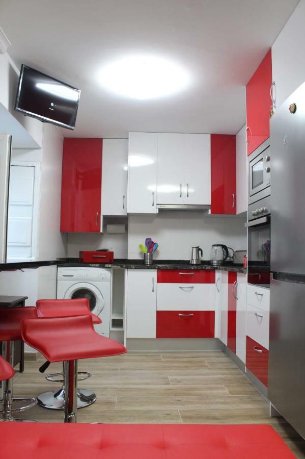 Apartamento Casco Historico Apartment ซานติอาโก เด กอมโปสเตลา ภายนอก รูปภาพ