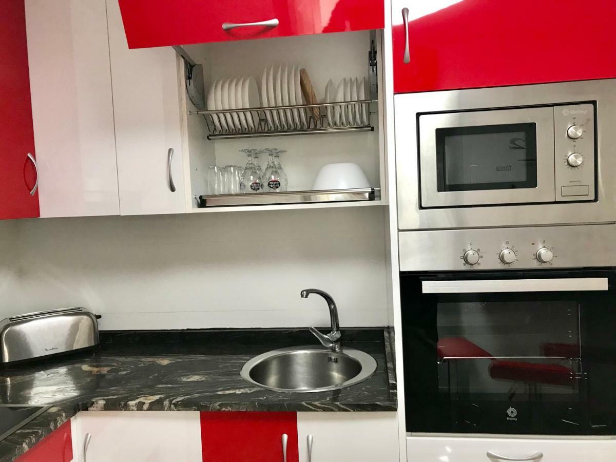 Apartamento Casco Historico Apartment ซานติอาโก เด กอมโปสเตลา ภายนอก รูปภาพ